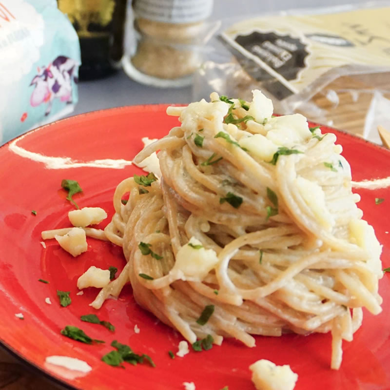 Paste cu branza de burduf