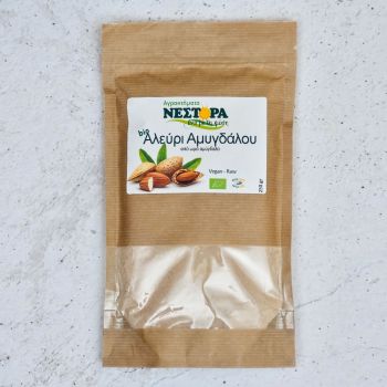 3 motive să incluzi făina de migdale în preparatele tale